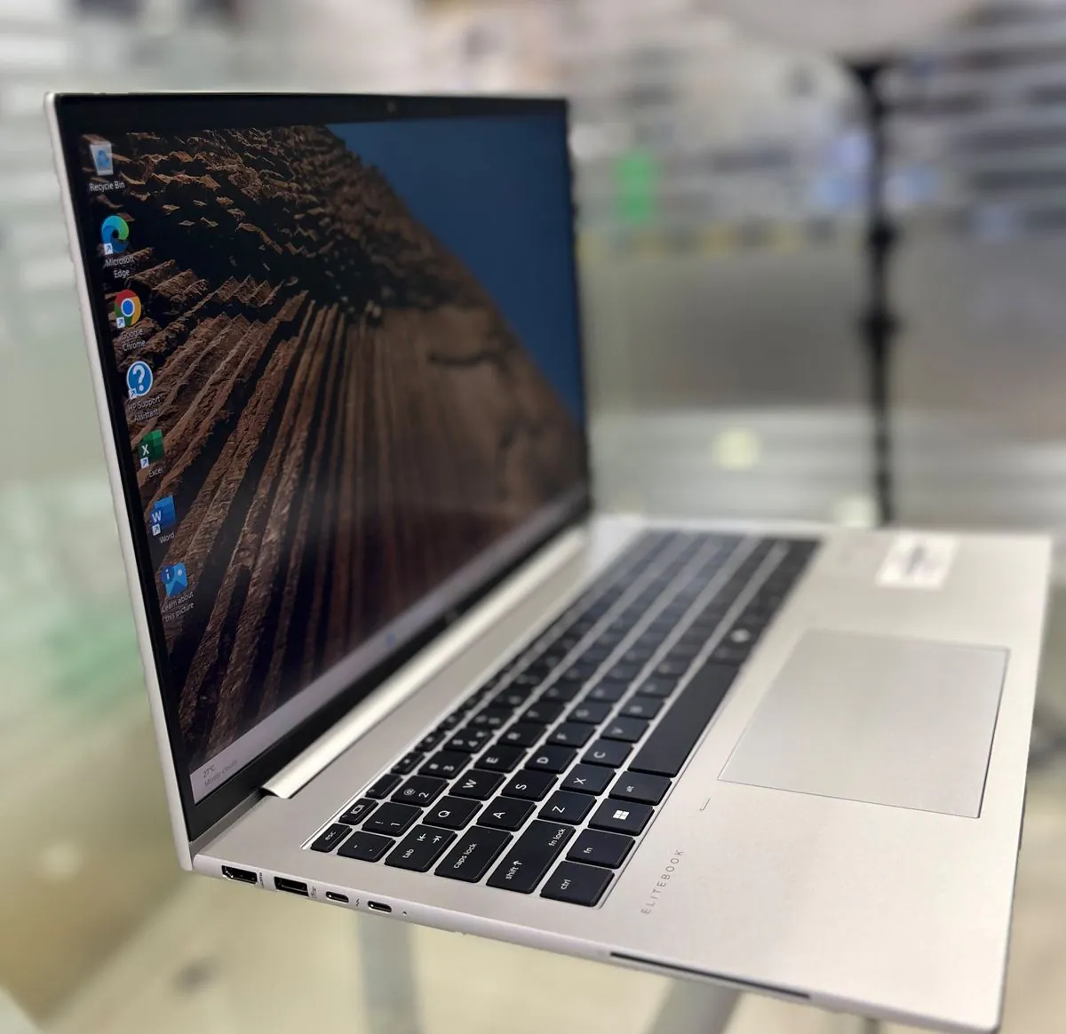 HP EliteBook 865 G11 left side with HDMI, USB-A and two USB-C ports